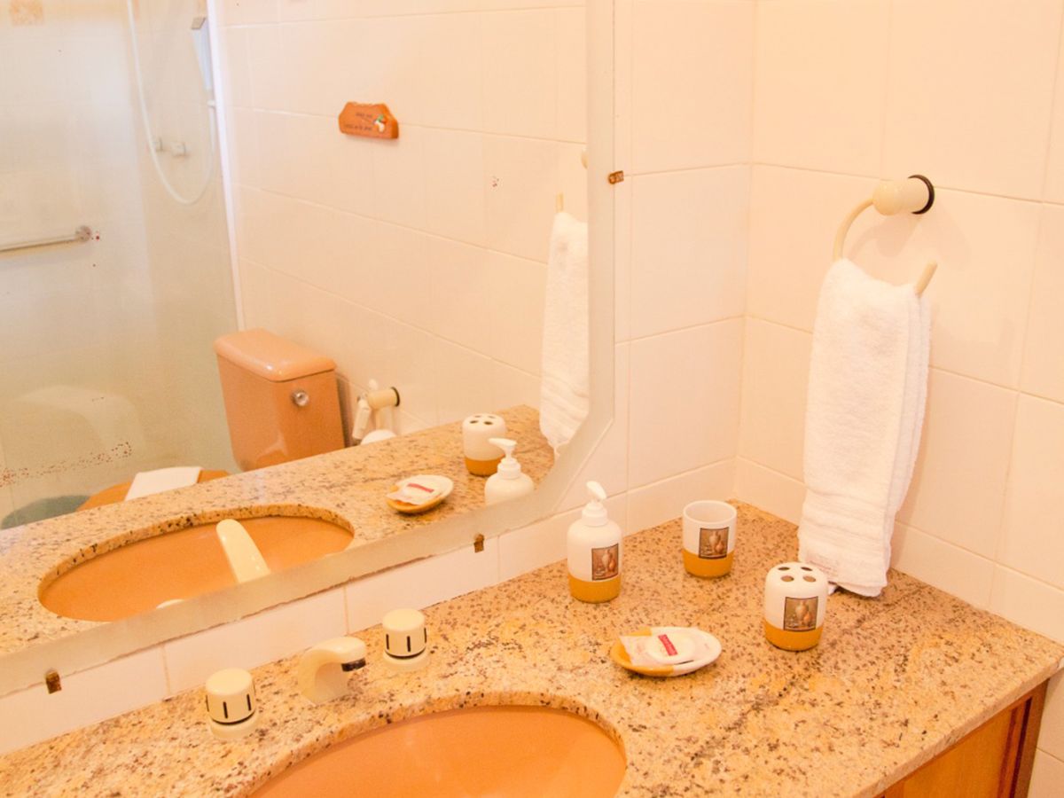 Fazenda do Cedro_Banheiro flores do campo 001.jpg